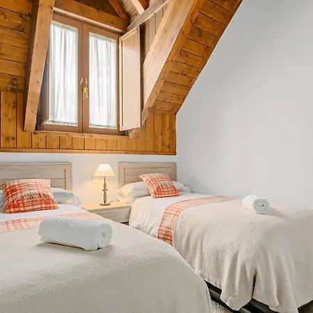 Appartement Iciar Duplex 6 Pax Garaje Y Trastero Formigal